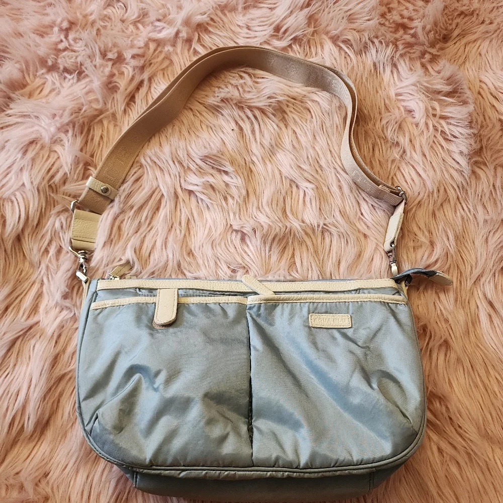 Aqua Blu Hawaii convertible backpack crossbody handbag